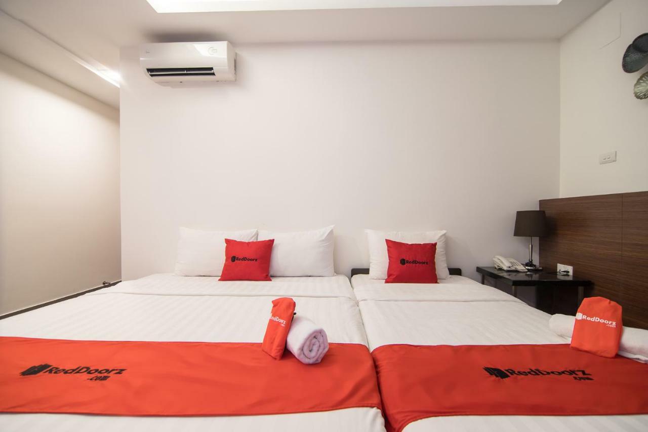 RedDoorz gần Giáp Bát Hotel Dai Mo Ngoại thất bức ảnh
