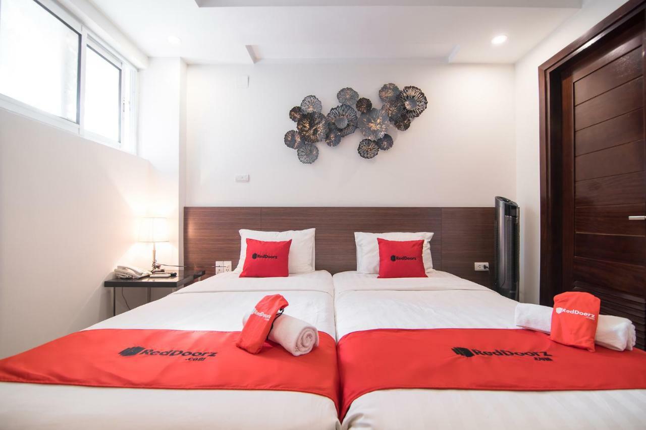 RedDoorz gần Giáp Bát Hotel Dai Mo Ngoại thất bức ảnh